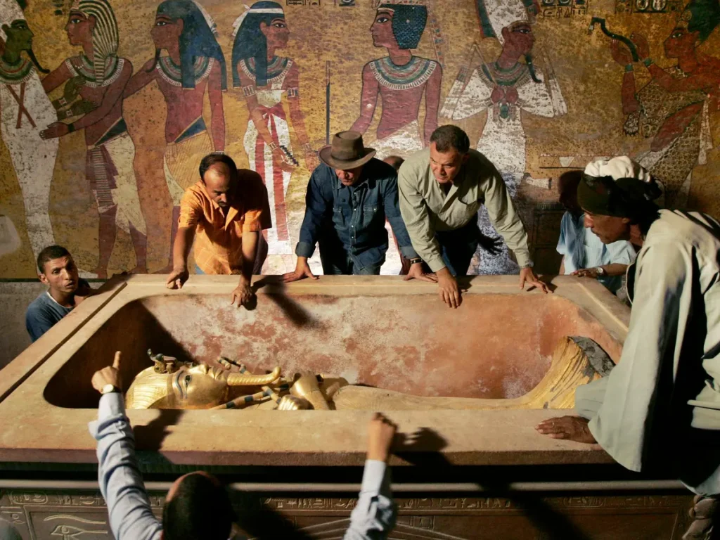 King Tutankhamun's Tomb - Early Life and Passion